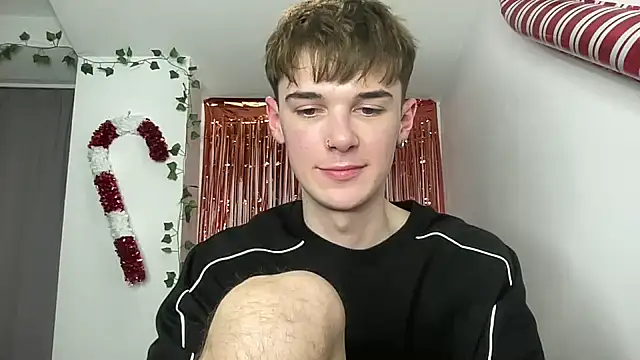 Snapshot of YourMilkyGuy chatting on February 9, 5:50 pm YourMilkyGuy online show from February 9, 5:50 pm