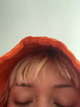  AbbyIce online show from July 15, 4:34 pm