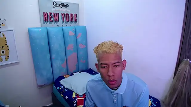 Snapshot of Taylerr_19 chatting on February 12, 8:48 pm Taylerr 19 online show from February 12, 8:48 pm