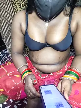 Snapshot of PRIYAGOYAL chatting on February 24, 6:17 pm PRIYAGOYAL online show from February 24, 6:17 pm