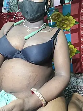 PRIYAGOYAL online show from July 22, 6:11 pm