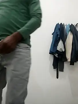 Daddyishere 19 online show from February 17, 5:04 am