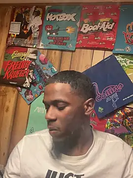 Snapshot of pussyeater_- chatting on March 3, 8:37 pm pussyeater - online show from March 3, 8:37 pm