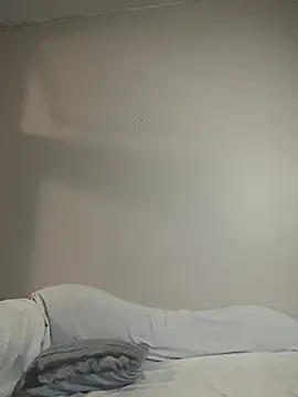 kentrella04 online show from February 18, 7:43 pm