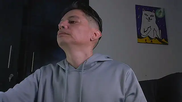 Thommas8a online show from February 15, 2:08 am