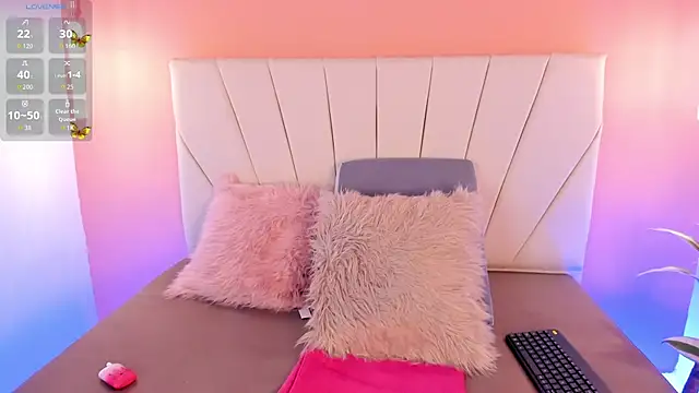 gabriella coxx online show from February 21, 8:10 pm