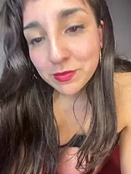 Latinaelisa online show from August 9, 4:39 am