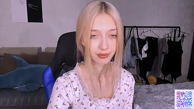 TaliCaan online show from April 6, 11:11 am