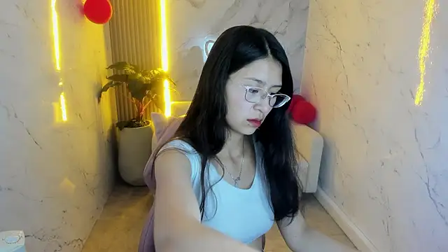 Snapshot of dani_tf chatting on February 23, 12:57 pm dani tf online show from February 23, 12:57 pm