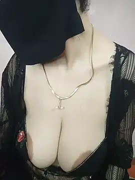 Nada Oh online show from June 26, 7:13 am