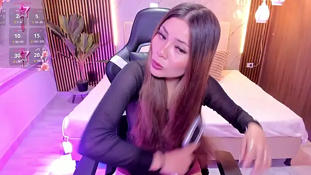 Snapshot of Scarlett_Raven_ chatting on February 26, 8:41 pm Scarlett Raven online show from February 26, 8:41 pm