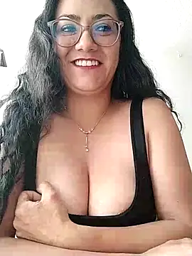 Snapshot of Salma-sweet chatting on June 7, 4:22 pm Salma-sweet online show from June 7, 4:22 pm