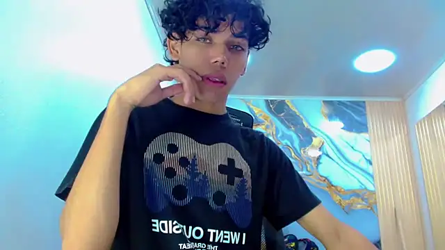 DaviidBuckx  online show from February 19, 2:18 am