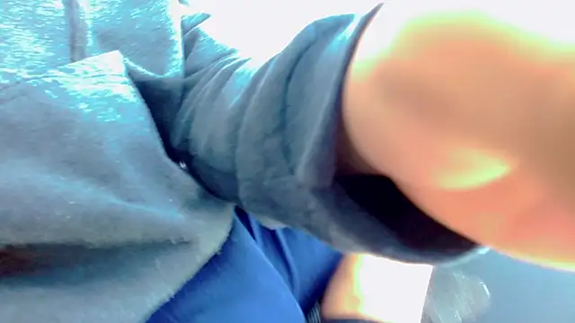 DaviidBuckx  online show from March 1, 2:08 pm