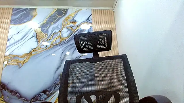 DaviidBuckx  online show from March 4, 2:17 am