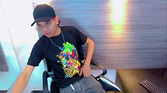 DaviidBuckx  online show from April 16, 2:23 am