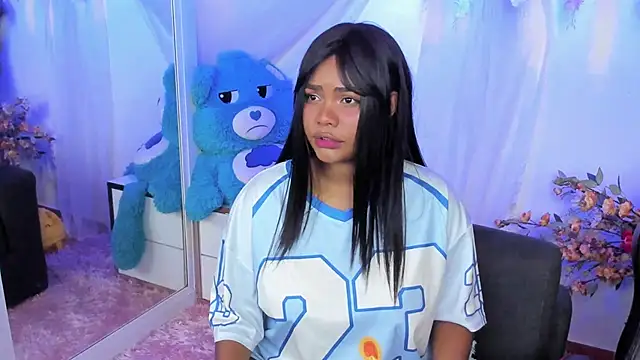 Angel Belll online show from March 3, 2:07 am