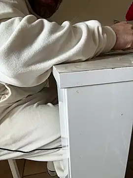 trombaio online show from February 25, 1:43 pm