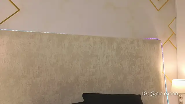 Nioki  online show from April 1, 3:40 am