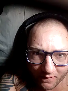 hotfiremike online show from February 9, 4:05 am