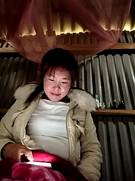 Yiyoongg online show from February 17, 2:08 am