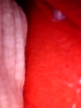 Yiyoongg online show from March 2, 7:15 am