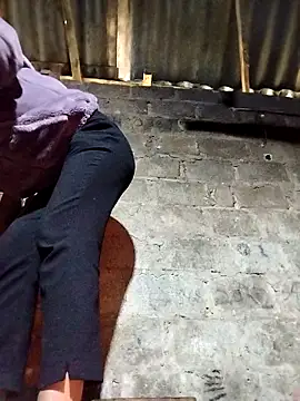 Yiyoongg online show from March 17, 1:43 am