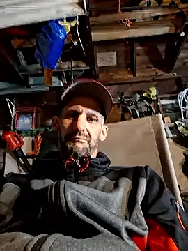 Chase3647 online show from April 18, 3:21 am