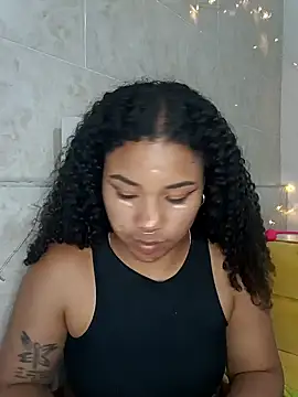 BrianaSweetxxx online show from March 2, 2:47 am