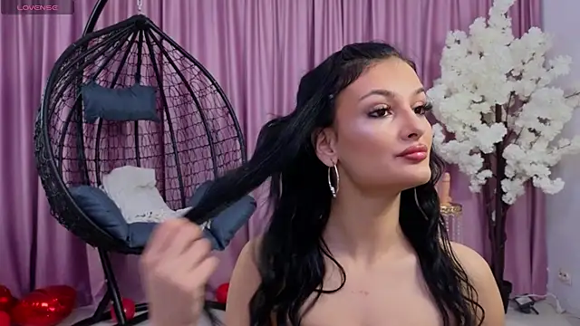 Jhoseline online show from February 27, 9:15 pm