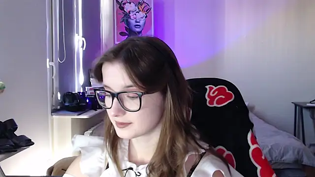 LunaXcherry online show from May 28, 4:48 pm