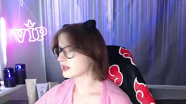 LunaXcherry online show from July 23, 4:49 pm