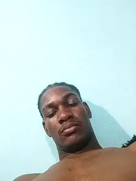 Snapshot of dorain123 chatting on February 12, 6:47 pm dorain123 online show from February 12, 6:47 pm