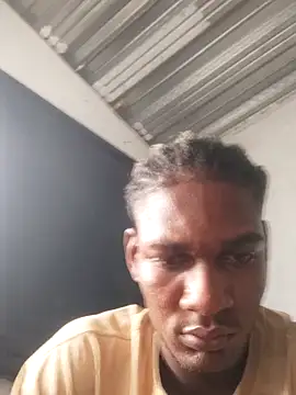 Snapshot of dorain123 chatting on February 13, 9:44 pm dorain123 online show from February 13, 9:44 pm