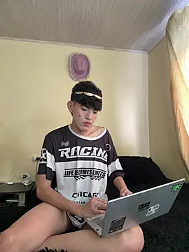 max femboy online show from March 28, 8:30 pm