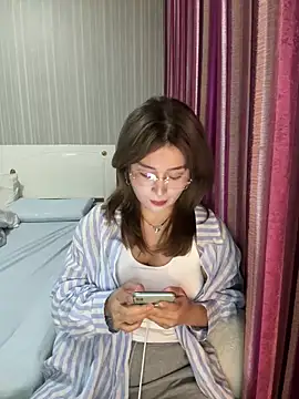 A-cola online show from June 10, 2:05 pm