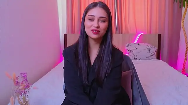 Sofia Plump online show from February 18, 10:11 am