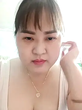 Snapshot of Kee-kimlee chatting on March 4, 4:29 am Kee-kimlee online show from March 4, 4:29 am