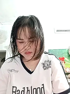 Kee-kimlee online show from March 27, 3:23 am