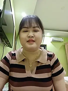 Snapshot of Kee-kimlee chatting on July 15, 5:51 pm Kee-kimlee online show from July 15, 5:51 pm