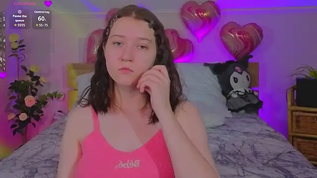 Snapshot of MmollyMay chatting on February 12, 10:54 am MmollyMay online show from February 12, 10:54 am