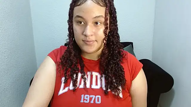 leilanewgirl online show from March 2, 12:45 pm