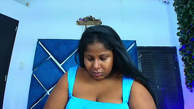 Snapshot of AlexaRousse4u chatting on June 25, 11:09 pm AlexaRousse4u online show from June 25, 11:09 pm