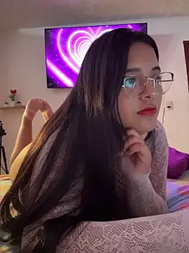 Snapshot of victtoria18 chatting on March 4, 2:01 pm victtoria18 online show from March 4, 2:01 pm