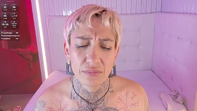 Everlyn sexx online show from March 22, 1:42 am