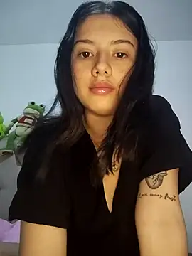 Aurora Pearl online show from February 10, 10:03 pm