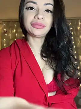 Snapshot of Layana_Ro chatting on March 4, 9:32 pm Layana Ro online show from March 4, 9:32 pm