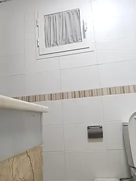 Snapshot of anitamadrid chatting on February 14, 10:50 pm anitamadrid online show from February 14, 10:50 pm