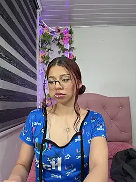 Deva 00 online show from July 21, 1:41 am