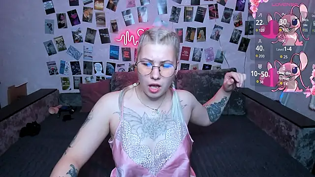 x Ulya1cutex online show from March 21, 4:21 pm